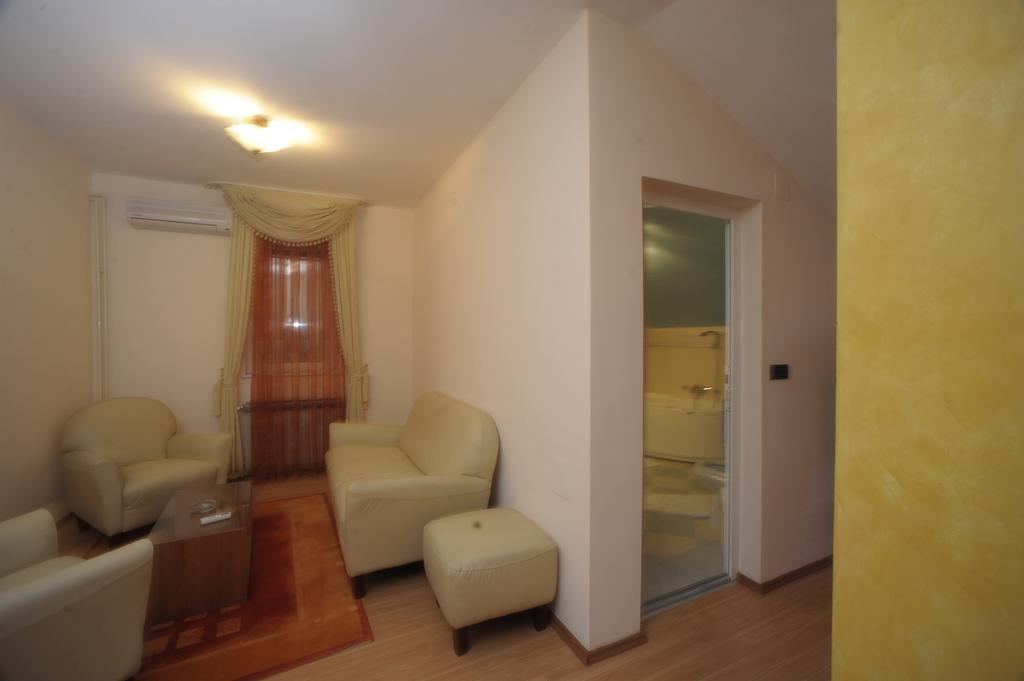 Accommodation Tara เบลเกรด ภายนอก รูปภาพ