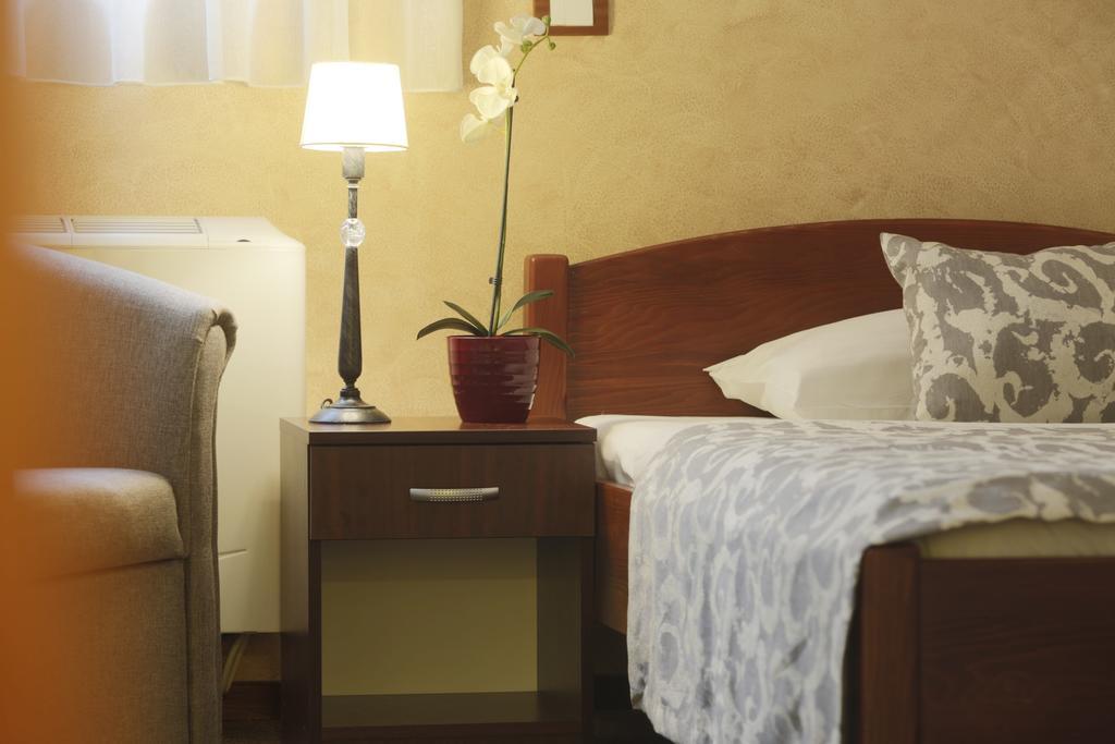 Accommodation Tara เบลเกรด ภายนอก รูปภาพ